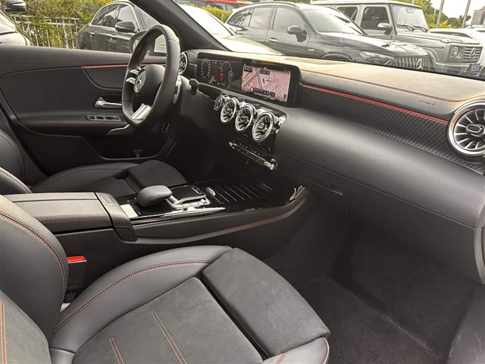 Mercedes-Benz Class A Mercedes-Benz Class A