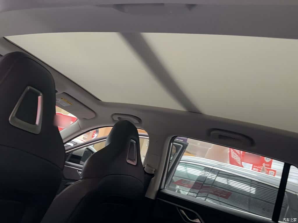 Roewe RX5, 2022 8