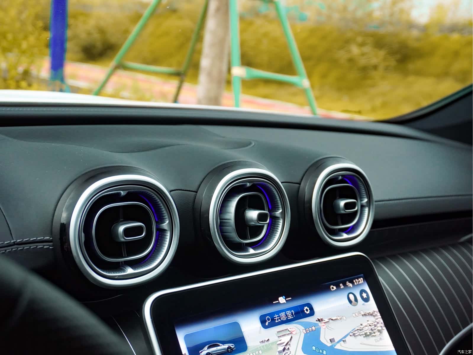 Mercedes-Benz C-Class, 2023 23