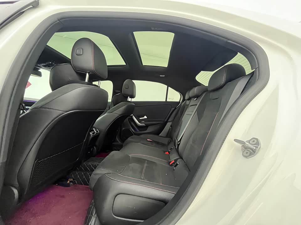 Mercedes-Benz Class A Mercedes-Benz Class A