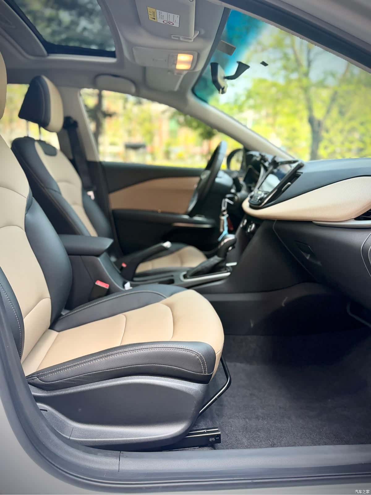 Chevrolet 320, 2022 13