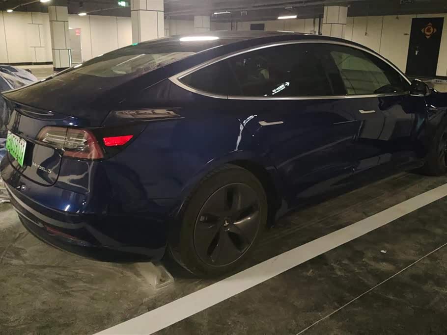 Tesla Model 3 Tesla Model 3