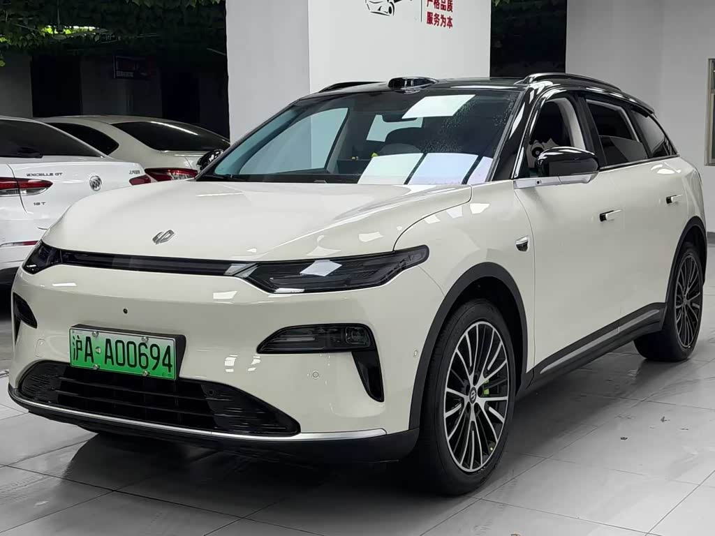 Leapmotor C11