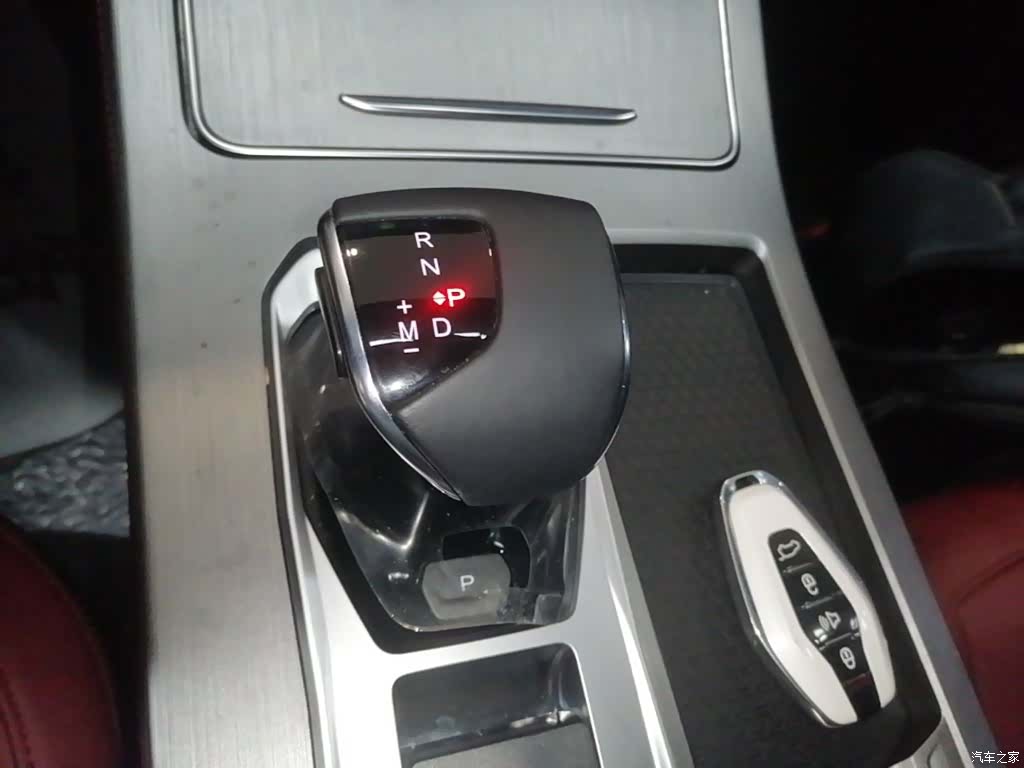Jetour X70, 2025 14