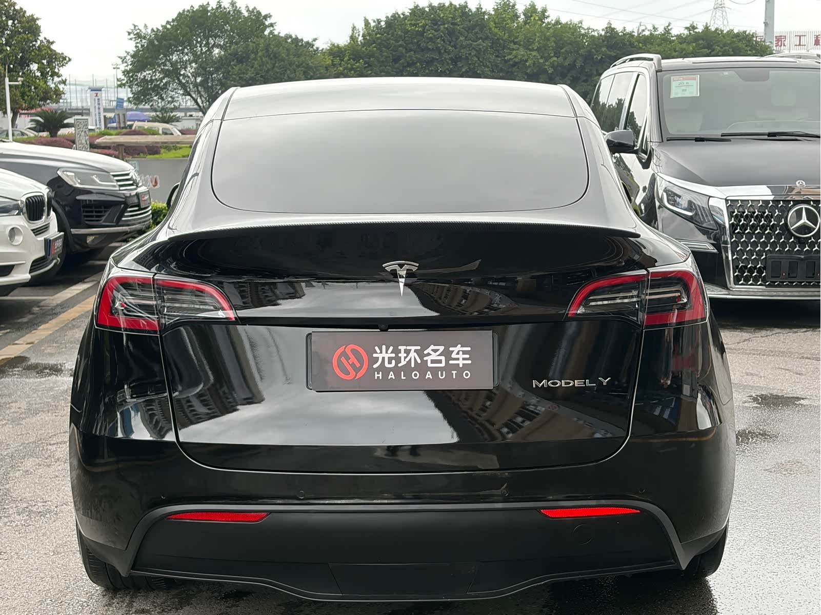 Tesla Model Y, 2022 все фото