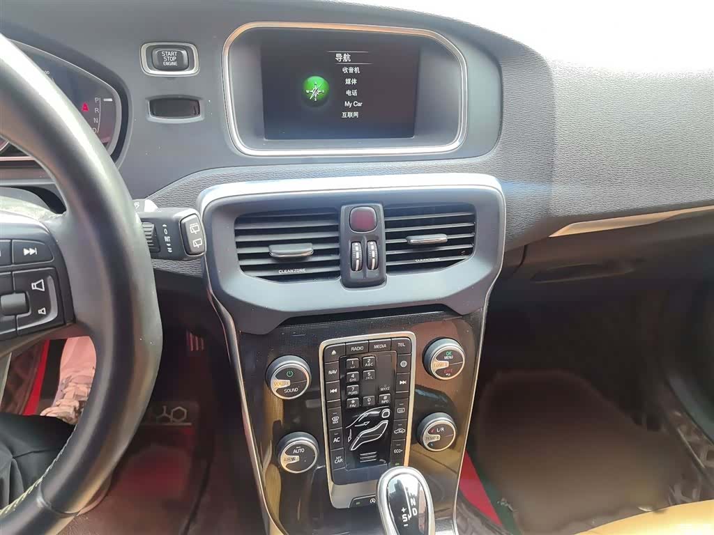 Volvo V40, 2017 6