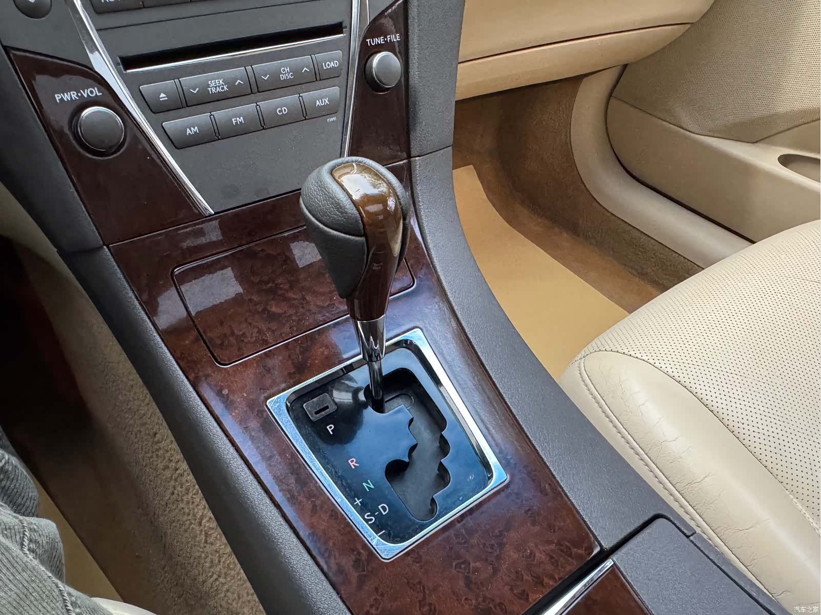 Lexus ES, 2011 31