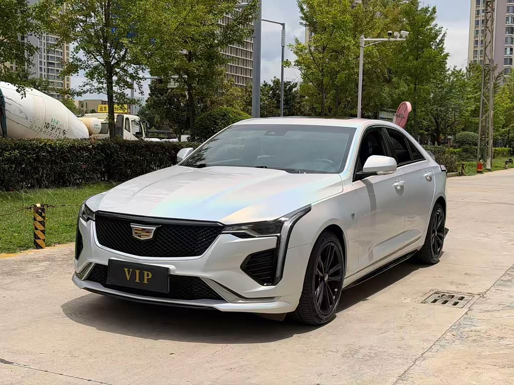 Cadillac CT4