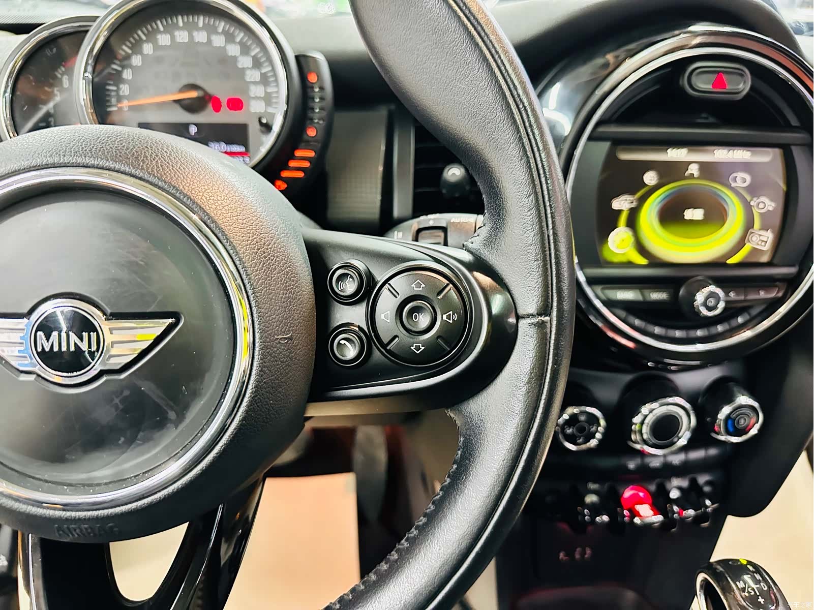 Mini Cooper, 2017 36