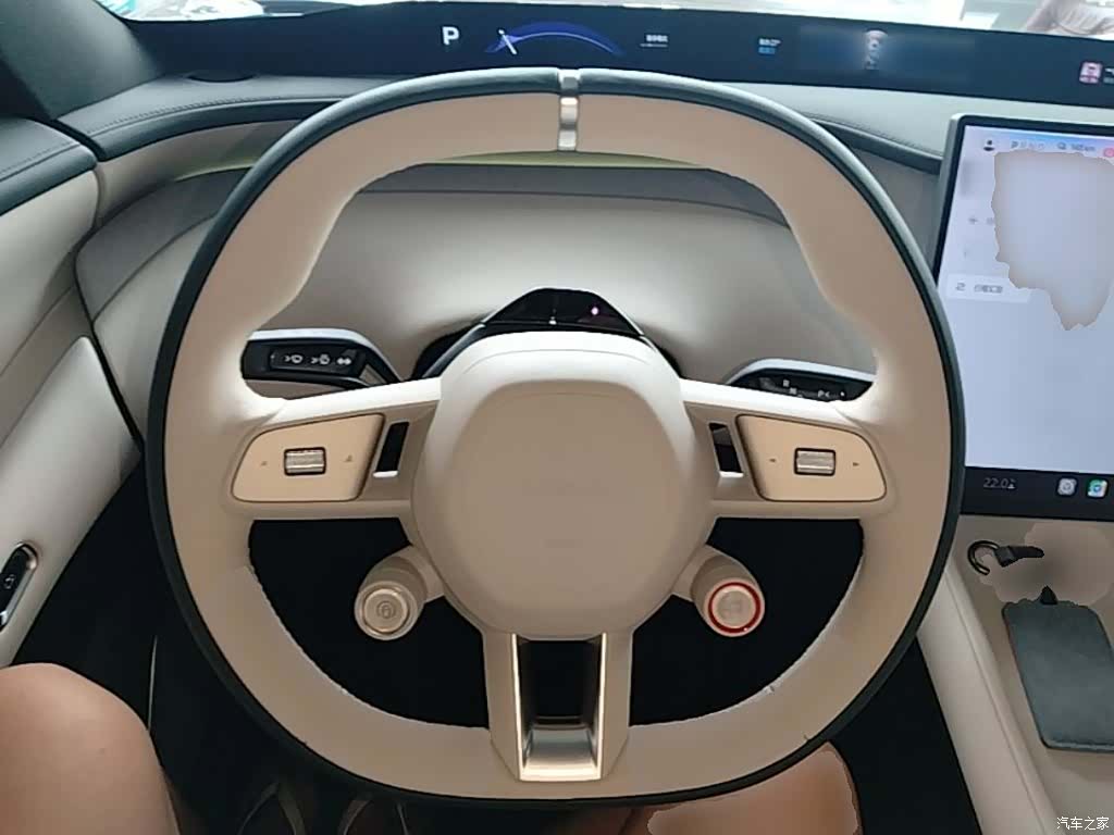 Xiaomi YU7, 2025 11