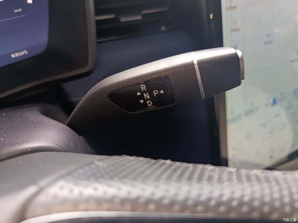 Xpeng G3i, 2022 14