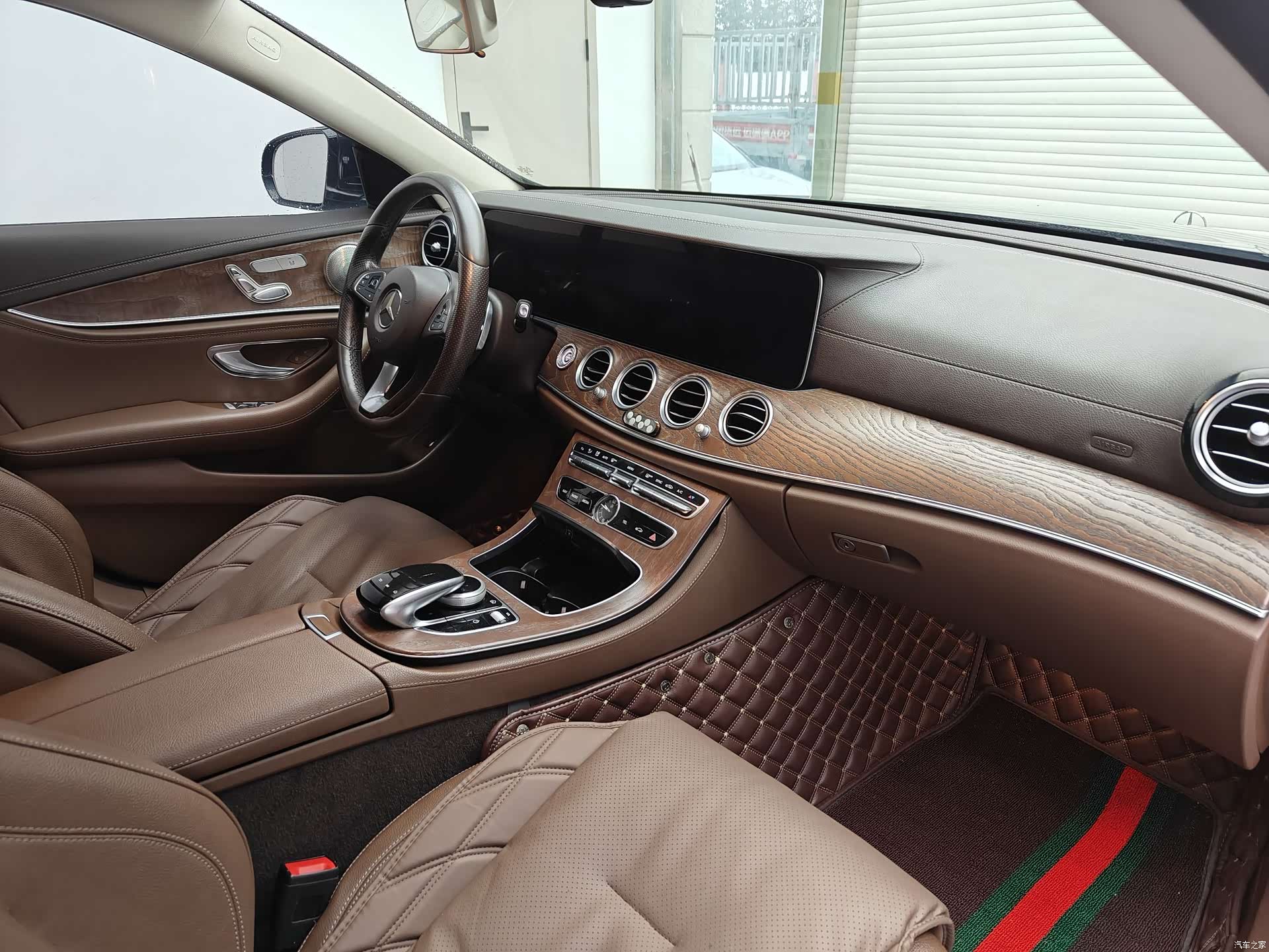Mercedes-Benz E-Class, 2018 14