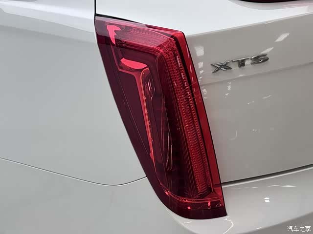 Cadillac XTS, 2017 7