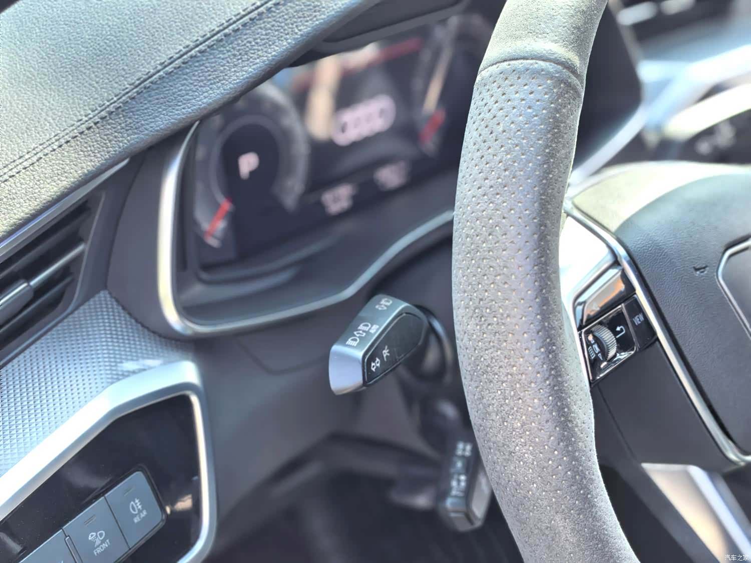 Audi A6L, 2022 все фото