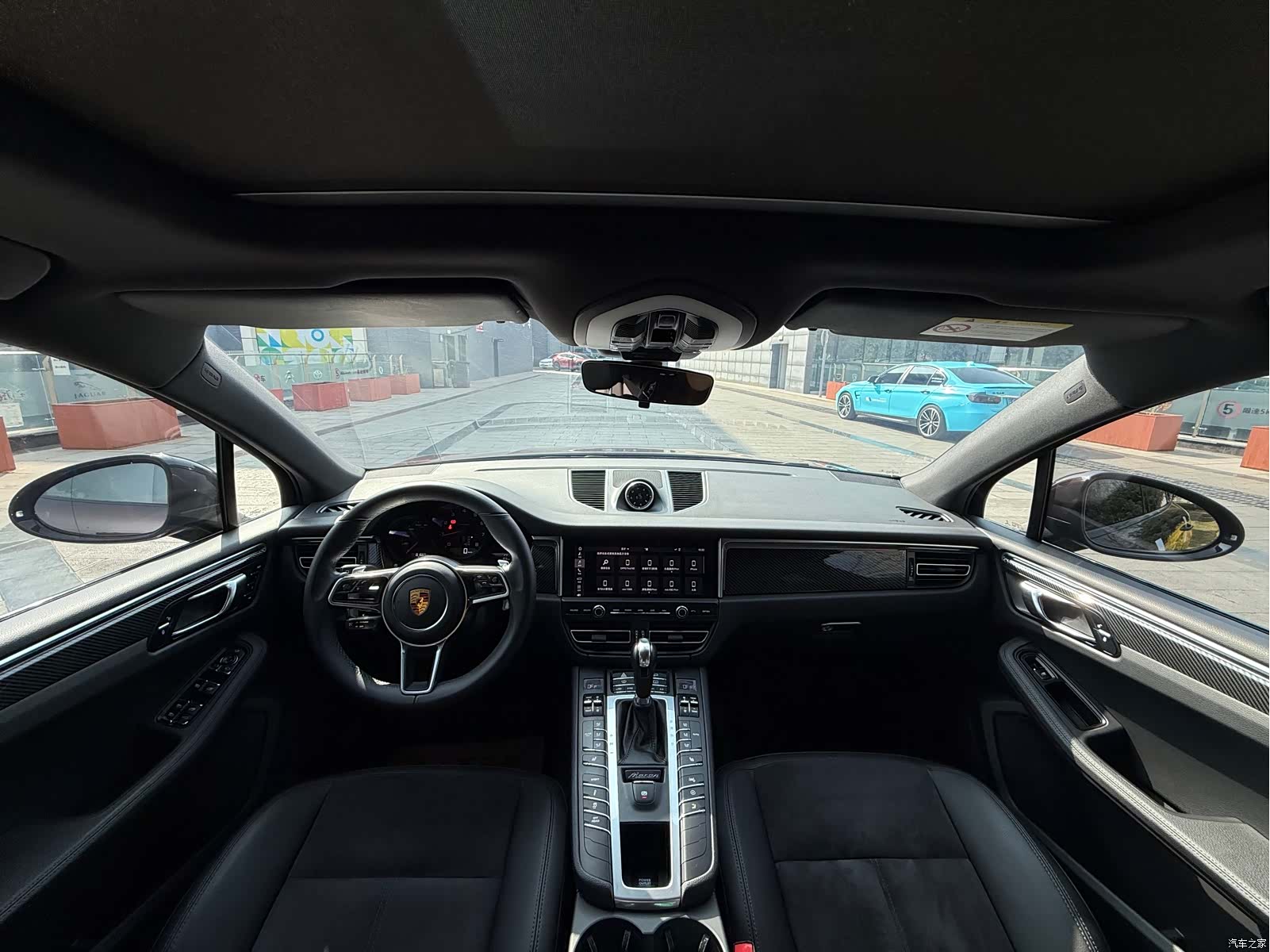 Porsche Macan, 2019 все фото