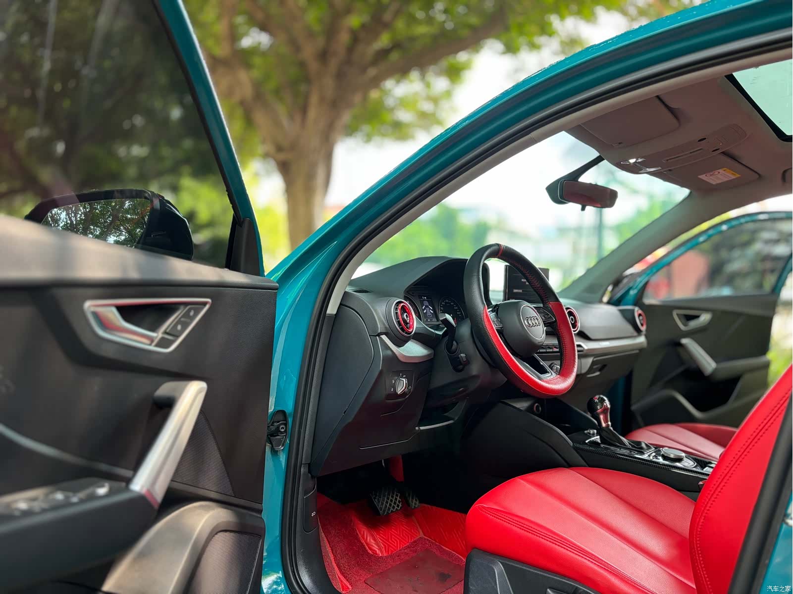 Audi Q2L, 2020 10