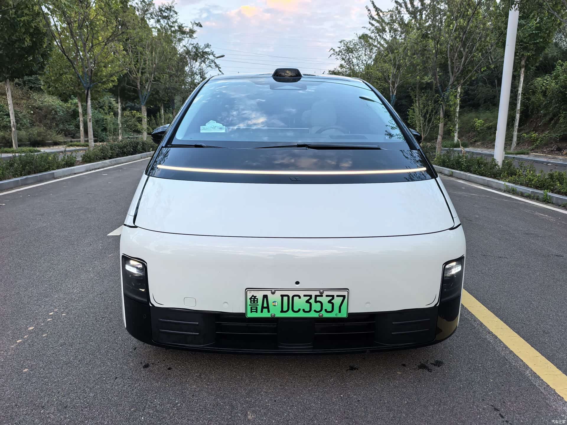 Li Auto MEGA, 2025 2