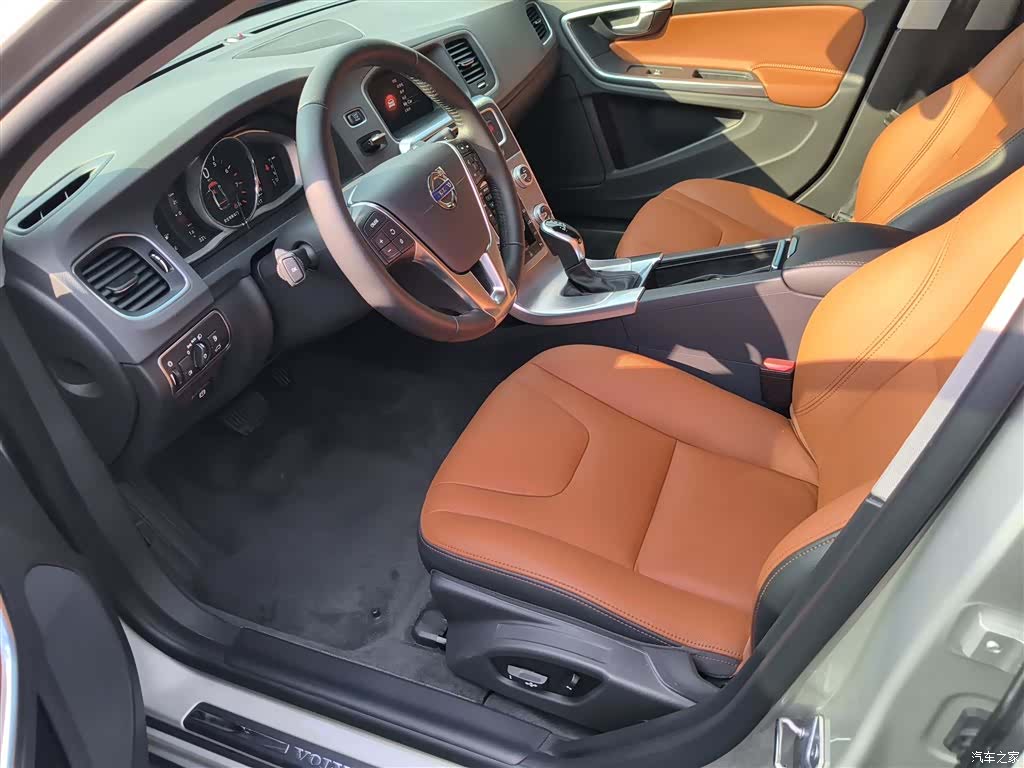 Volvo S60, 2017 15