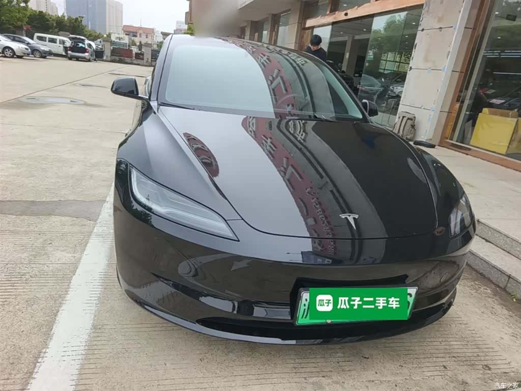 Tesla Model 3, 2023 3