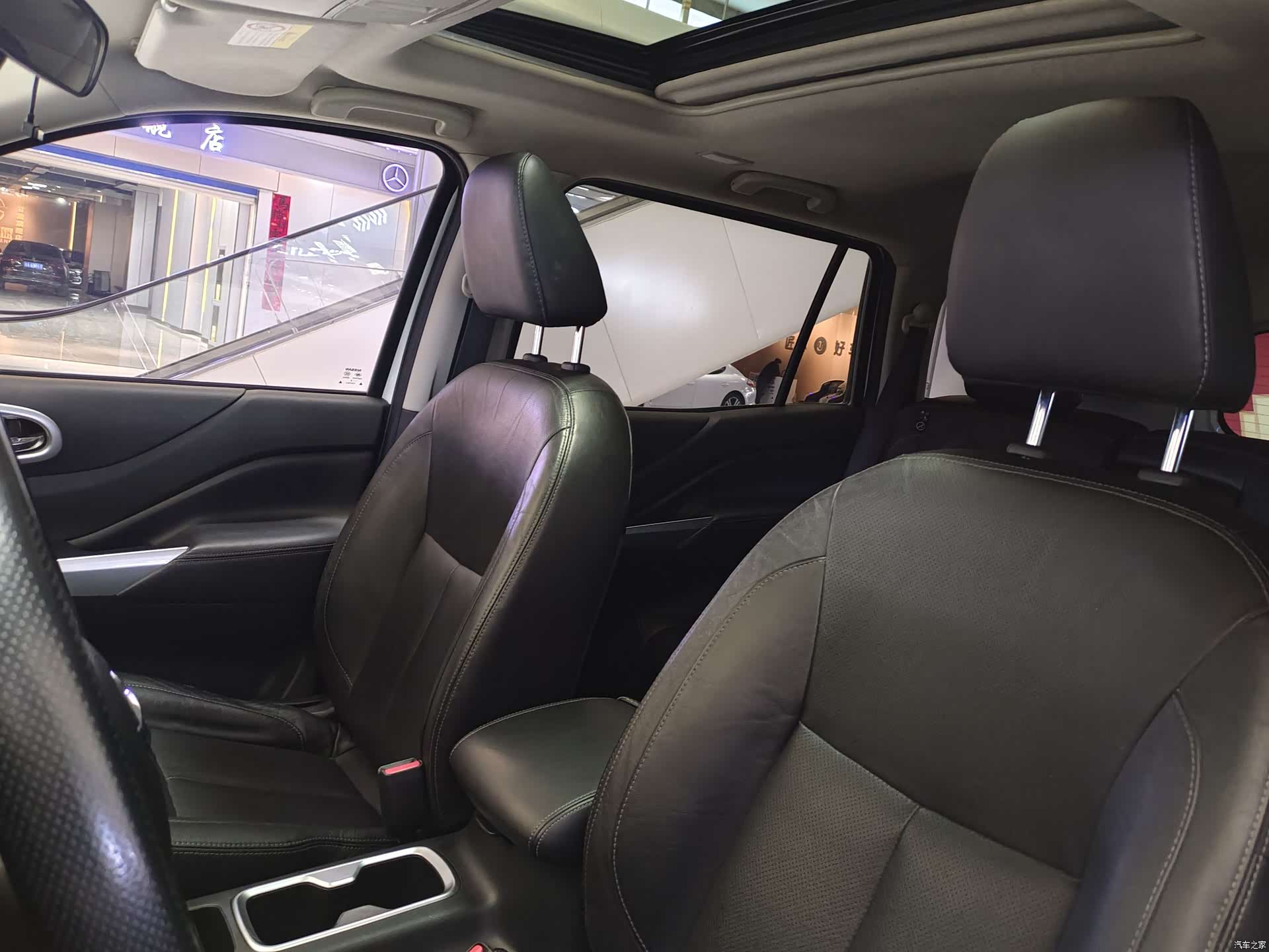 Nissan Terra, 2019 11