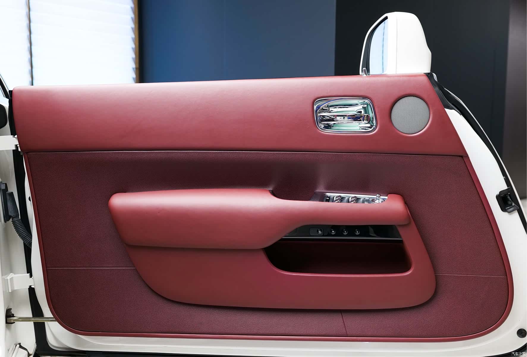 Rolls-Royce Wraith, 2017 10
