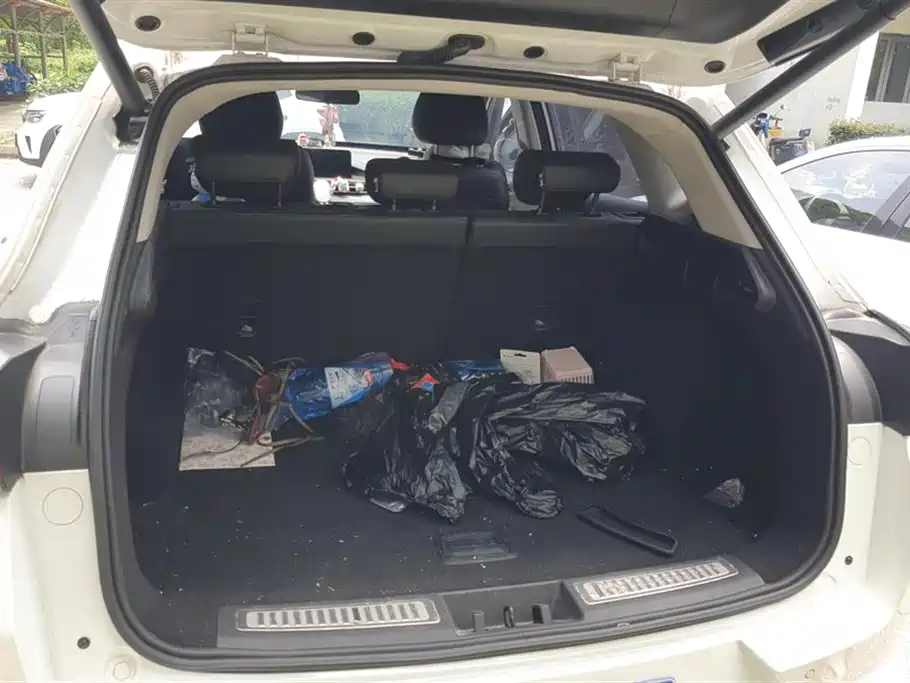 Exeed Chasing the wind