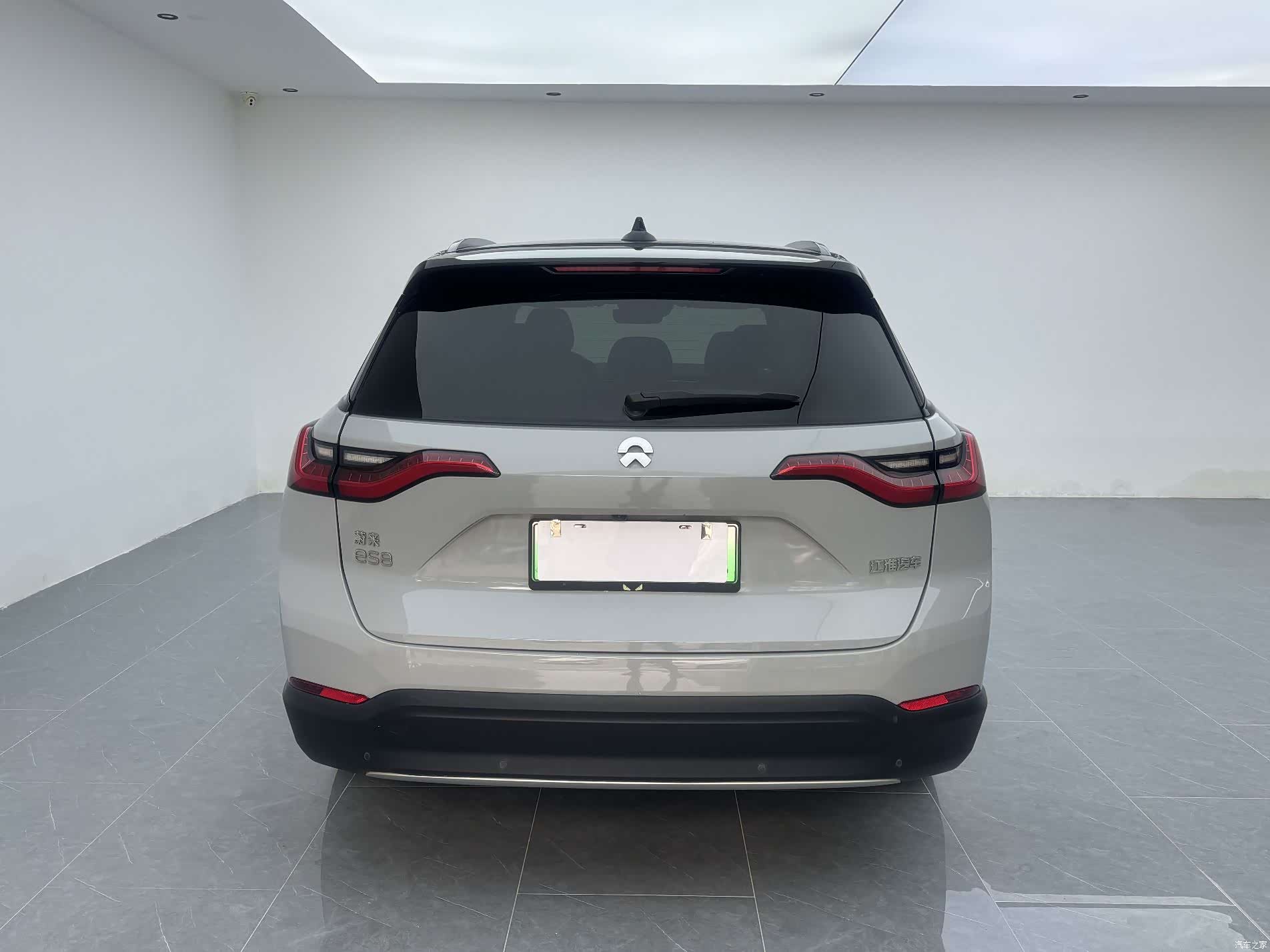 NIO ES8, 2019 13