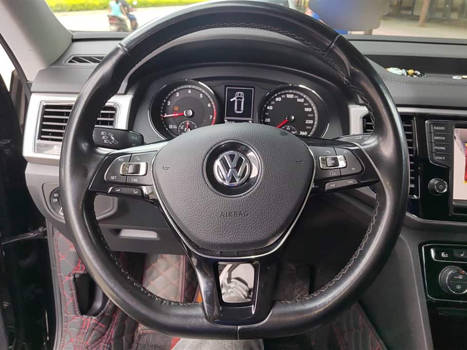 Volkswagen Tourang
