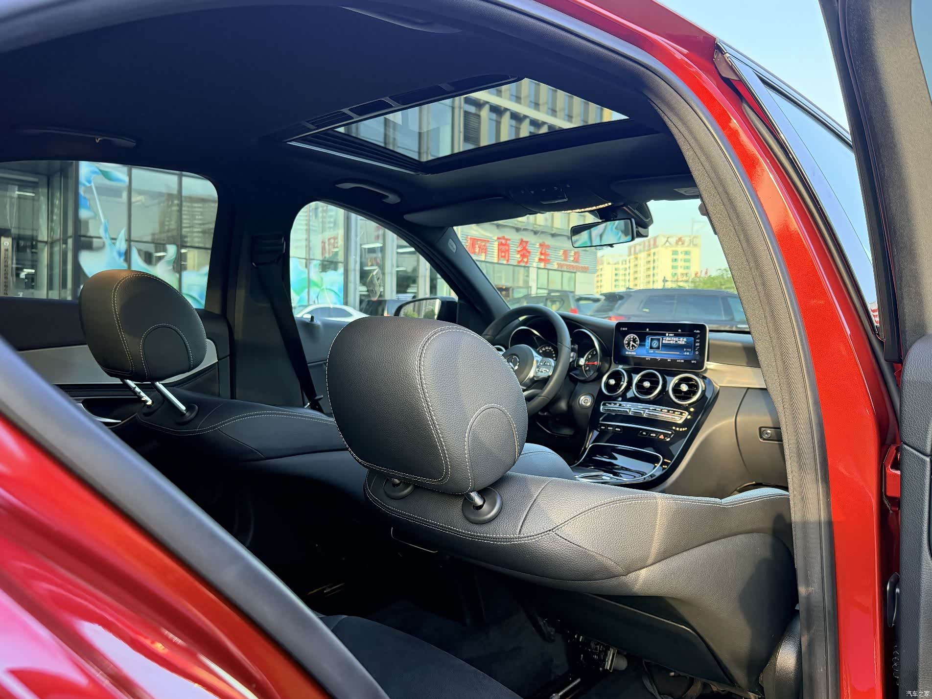 Mercedes-Benz C-Class, 2019 19