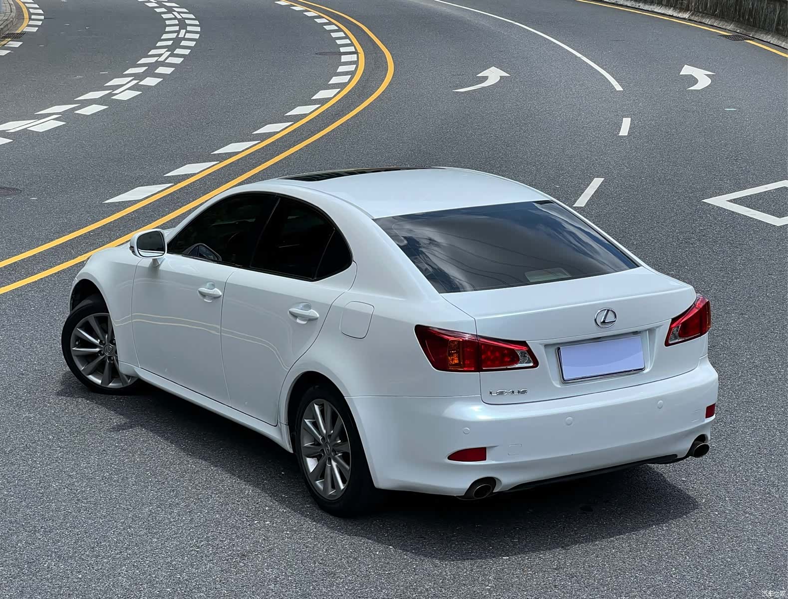 Lexus IS, 2009 18