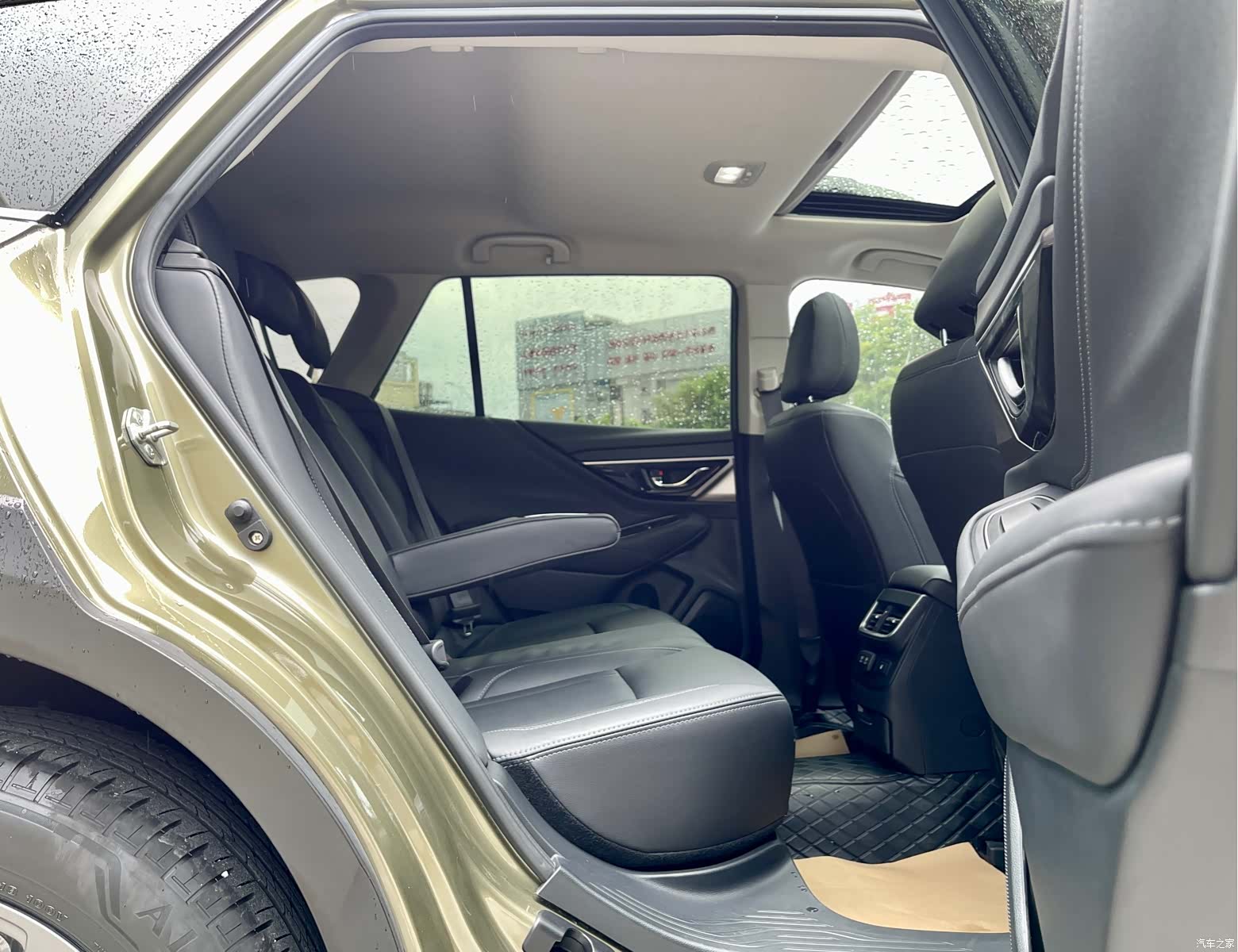 Subaru Outback, 2023 12