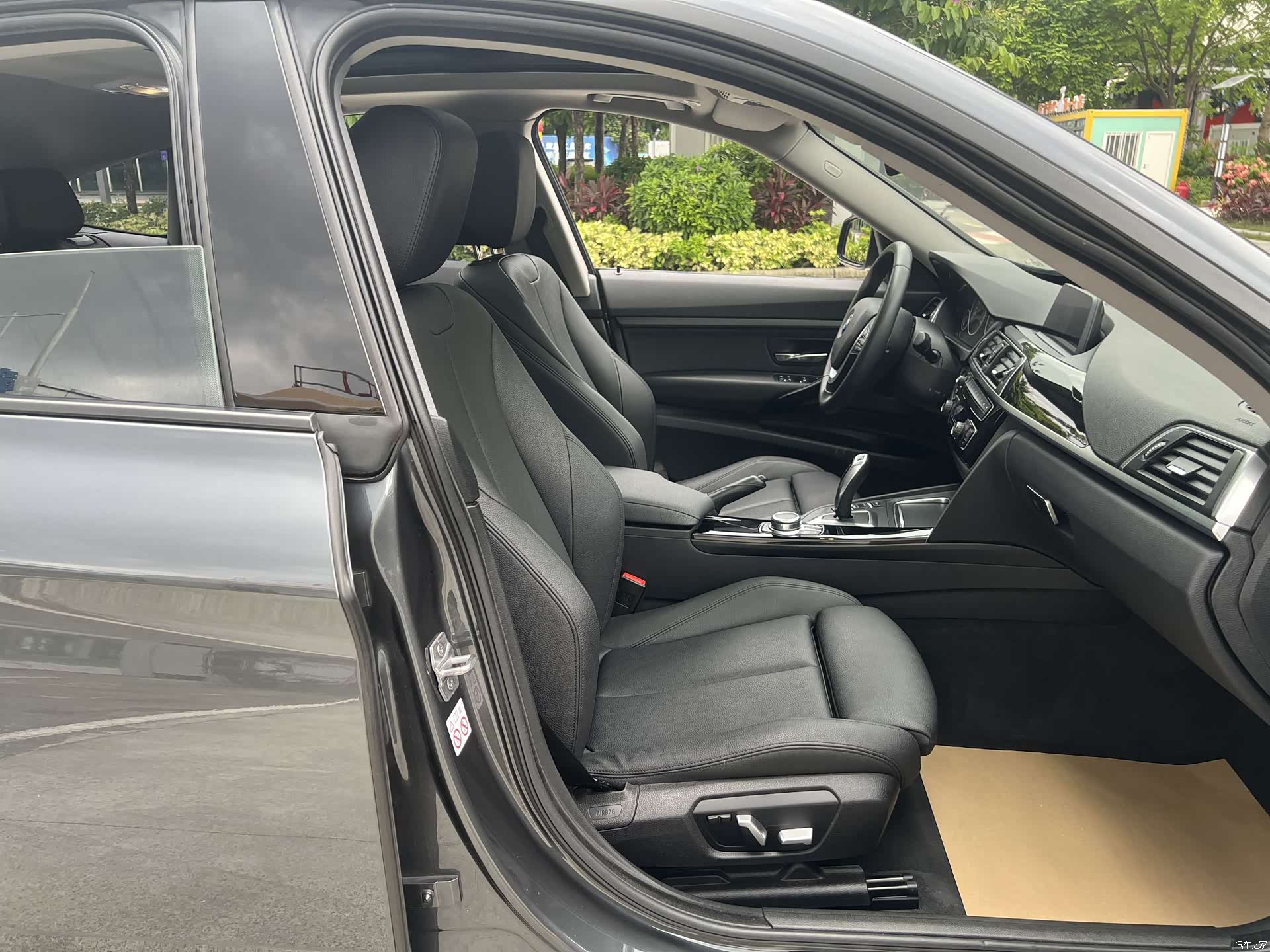 BMW 3 Series, 2019 10
