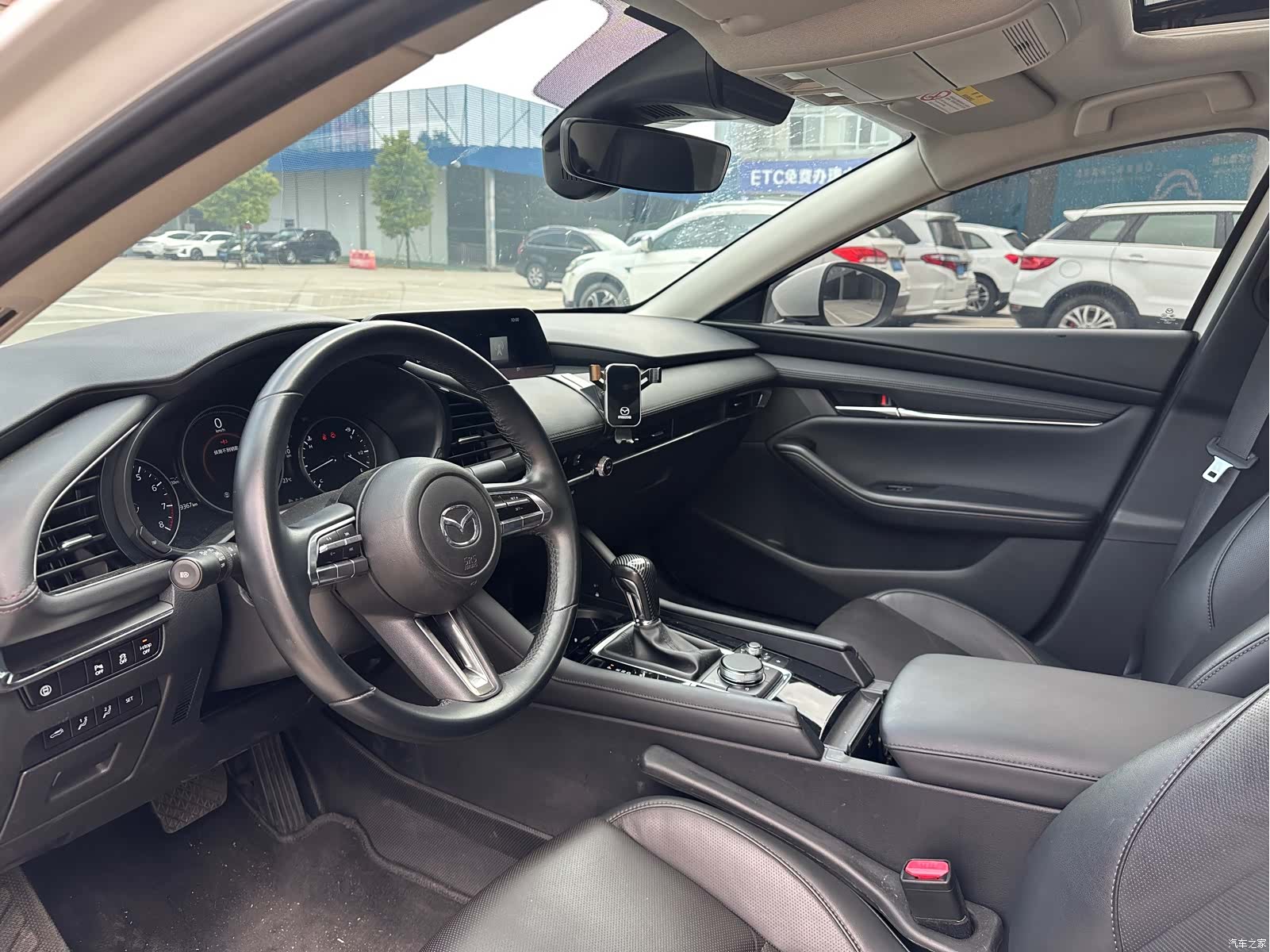 Mazda Mazda3, 2023 13