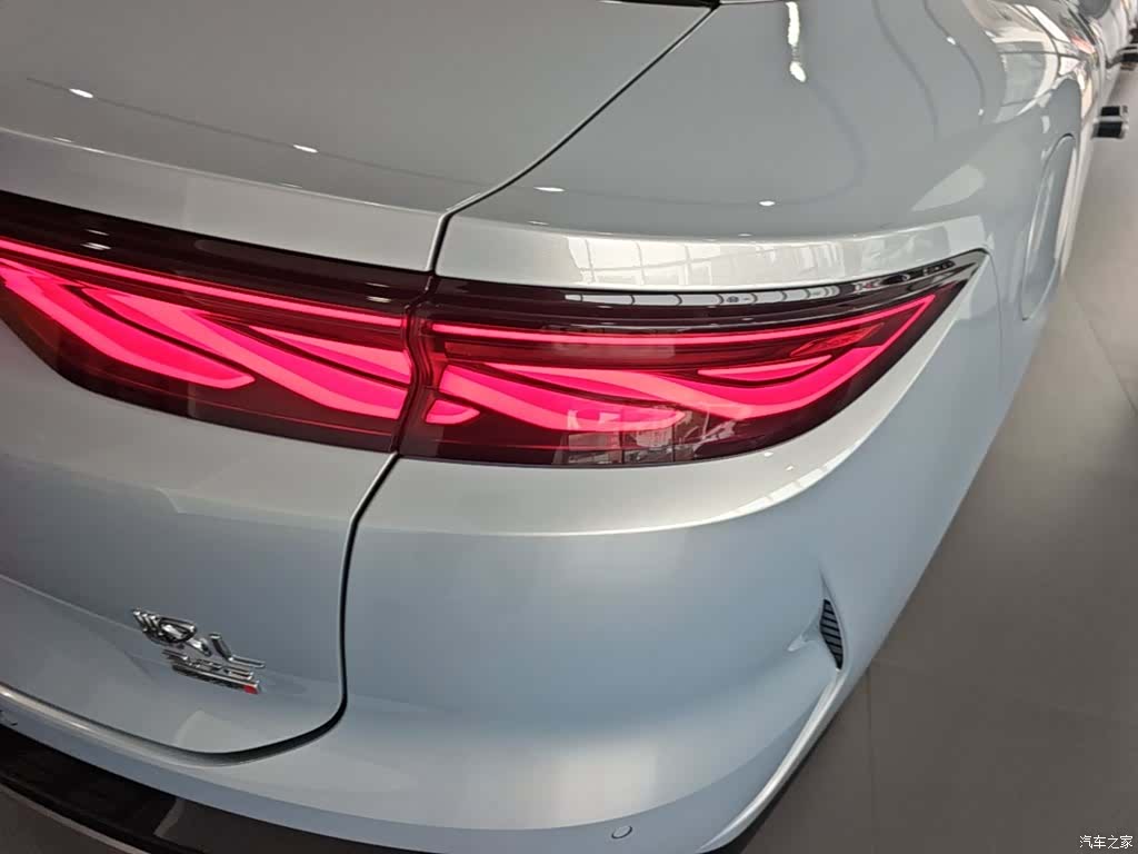 BYD Han, 2025 8