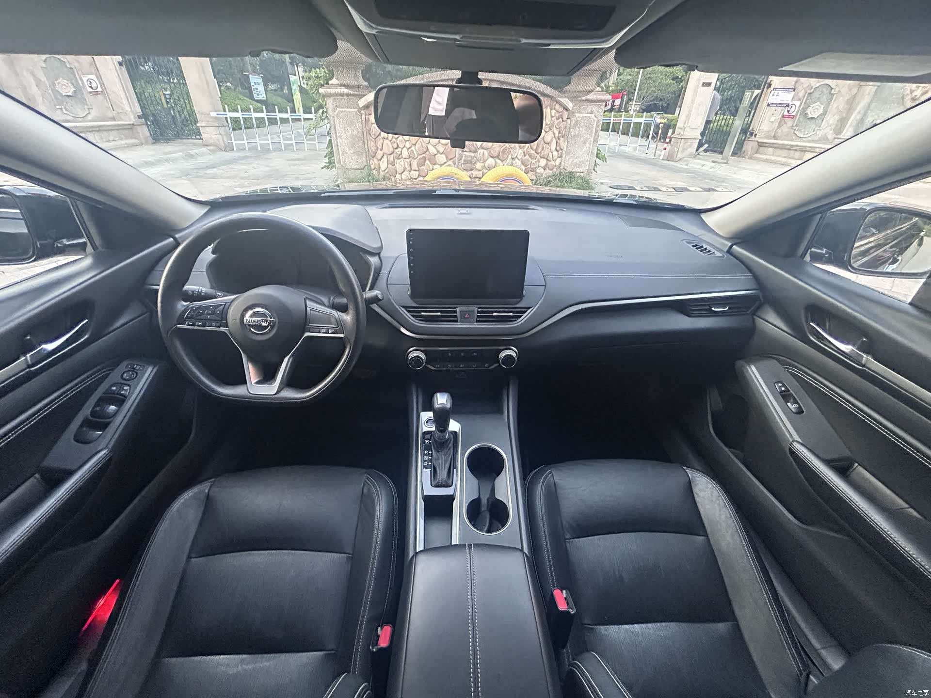 Nissan Teana, 2022 все фото