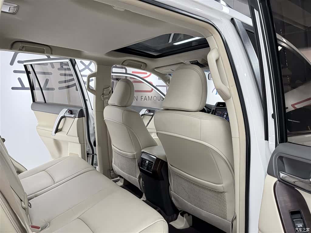 Toyota Prado, 2014 14