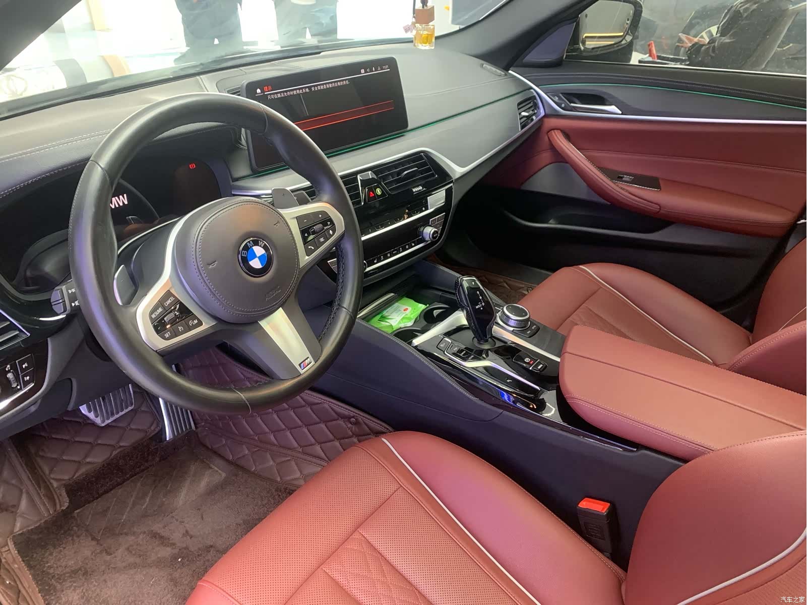 BMW 5 Series, 2022 4