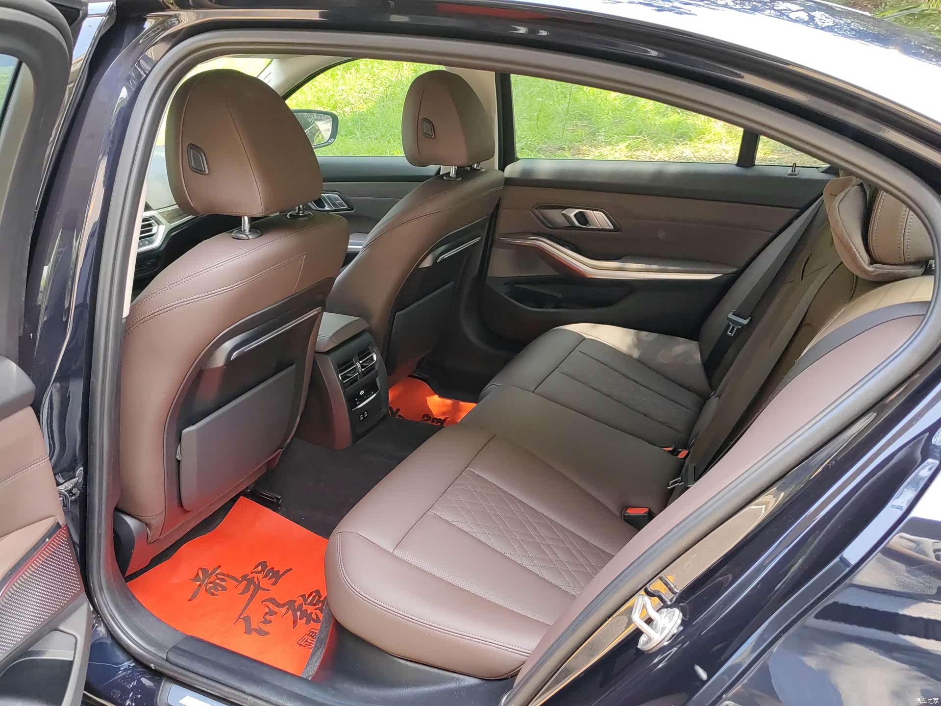 BMW 3 Series, 2022 все фото