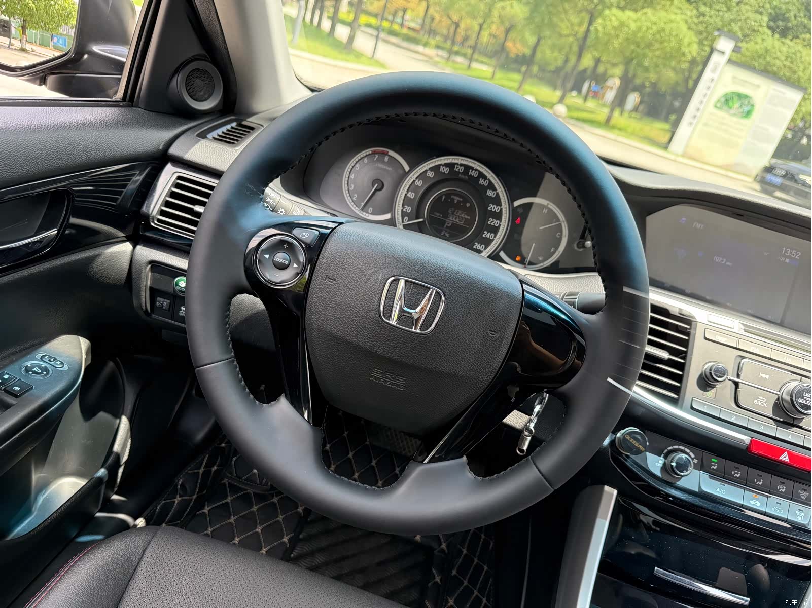 Honda Accord, 2016 12