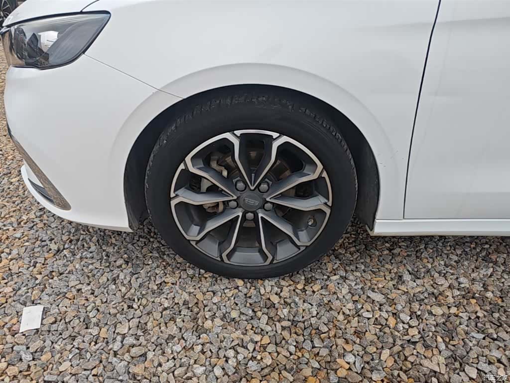 Geely Binray, 2021 23