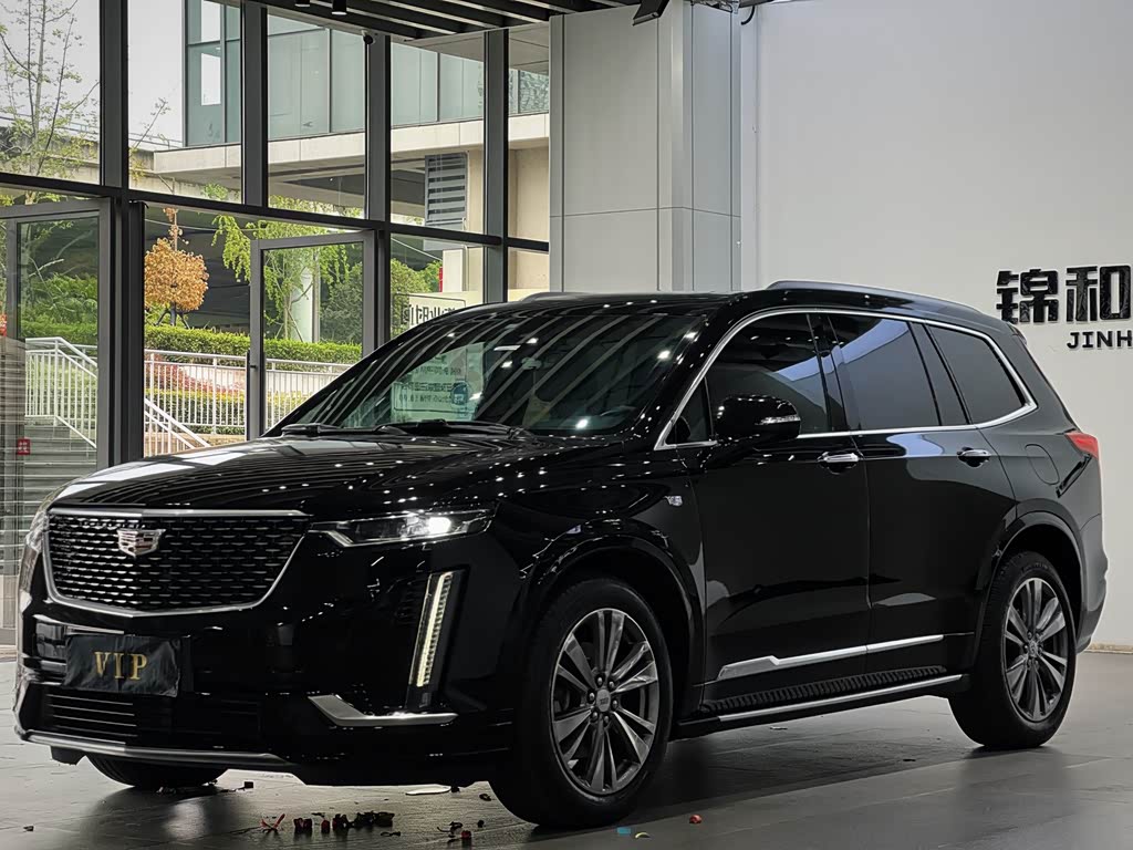 Cadillac XT6