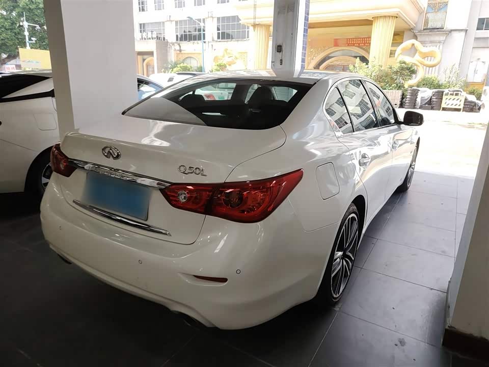 Infiniti Q50L Infiniti Q50L