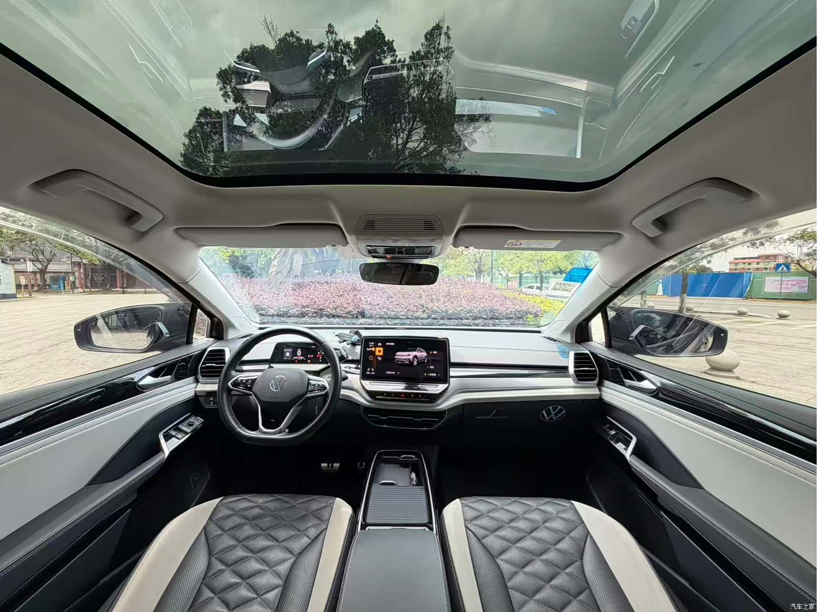 Volkswagen ID.6, 2024 все фото