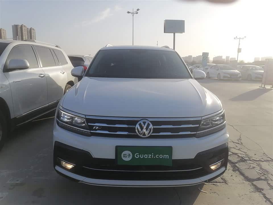 Volkswagen Tiguan L
