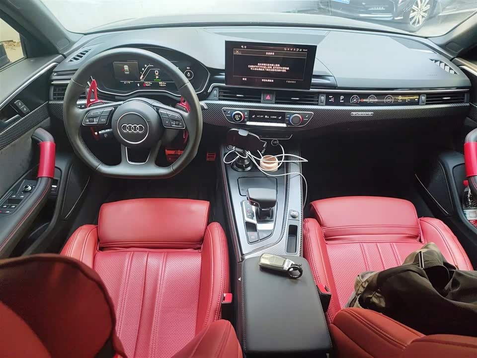 Audi A4L