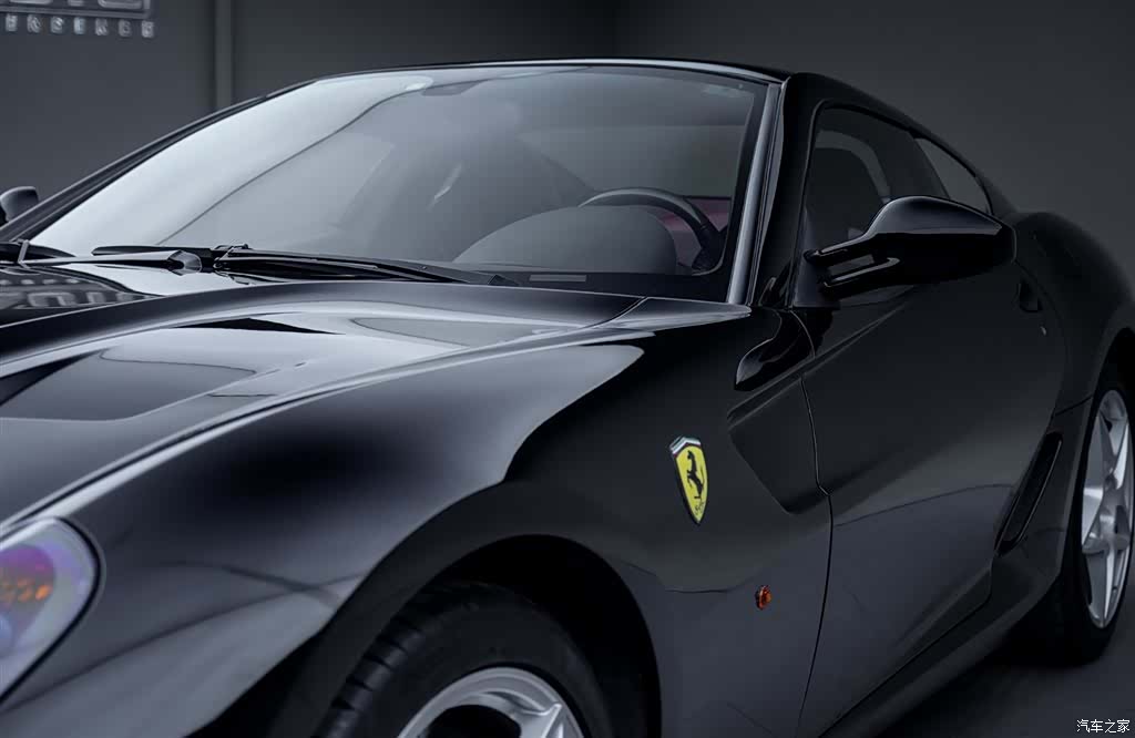 Ferrari 599, 2010 8