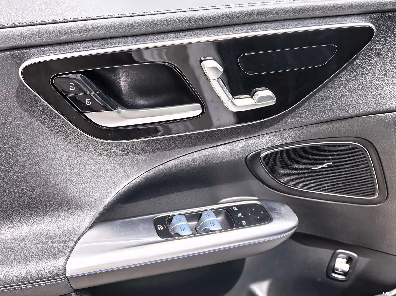 Mercedes-Benz C-Class, 2022 12