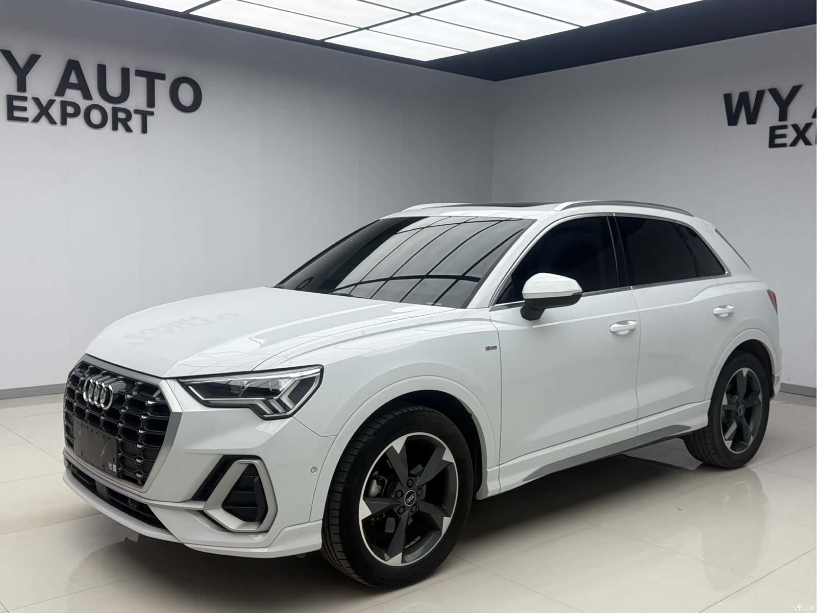 Audi Q3, 2022 1