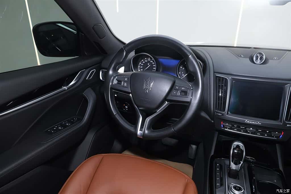 Maserati Levante, 2018 26