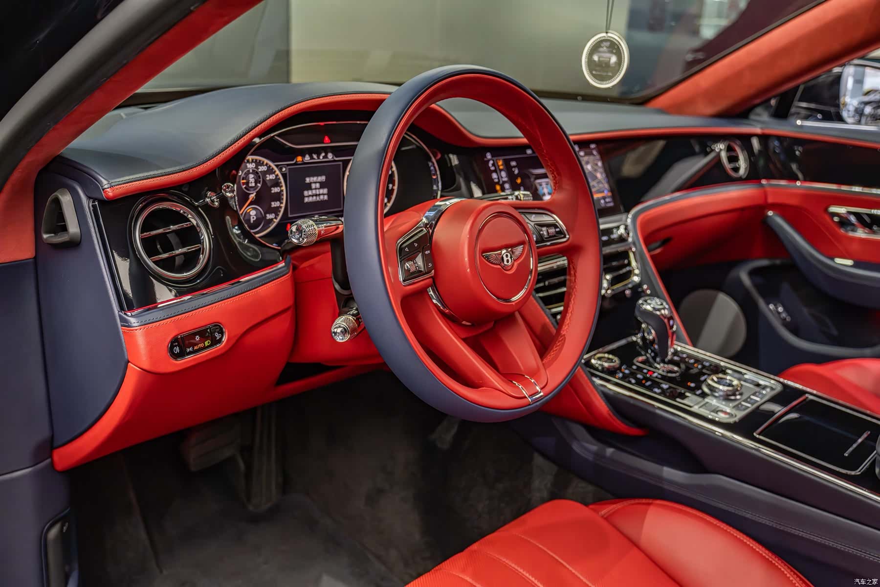 Bentley Flying Spur, 2021 4